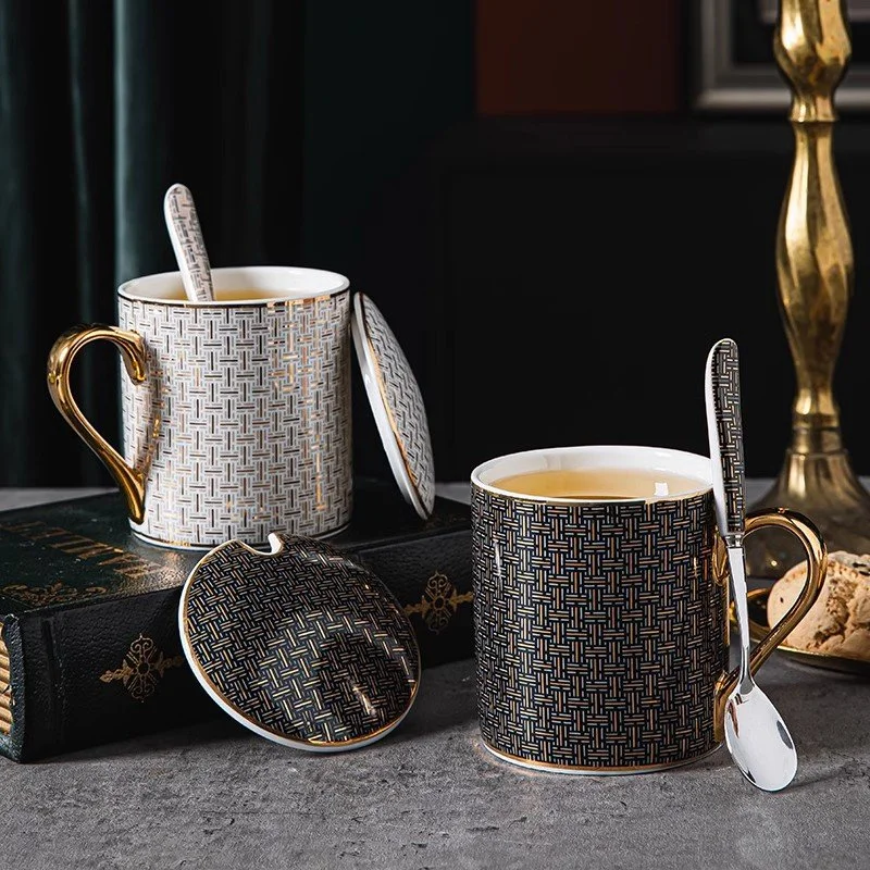 Elegant Bone China Mug with Lid & Golden Spoon – 13.5 oz Coffee Cup