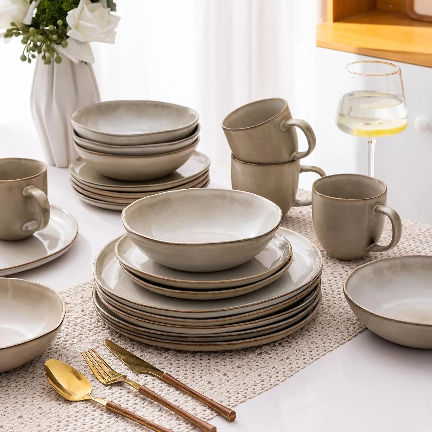 Handcrafted Reactive Glaze Stoneware Dinnerware Set