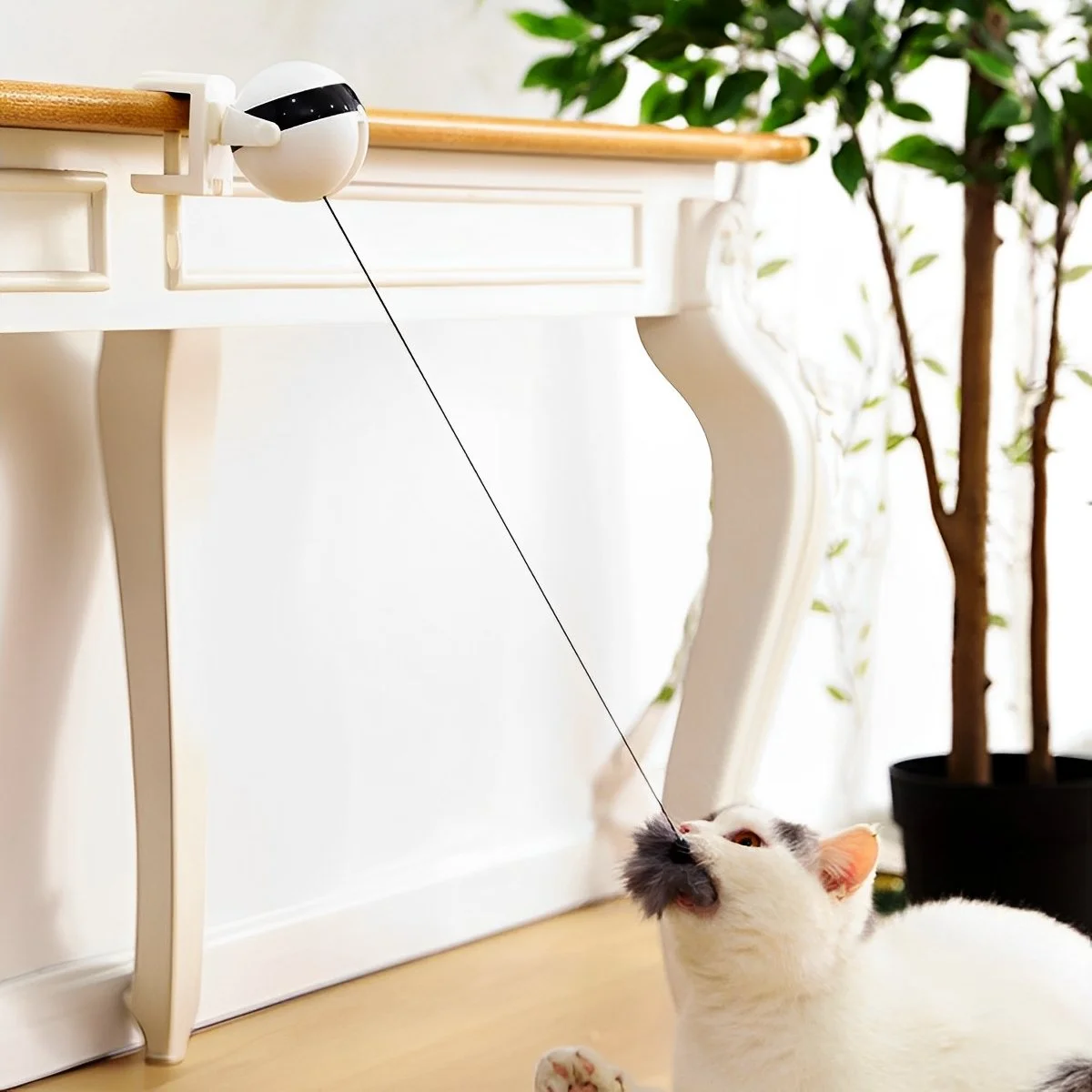 Interactive Automatic Cat Toy with Retractable Teasing Ball