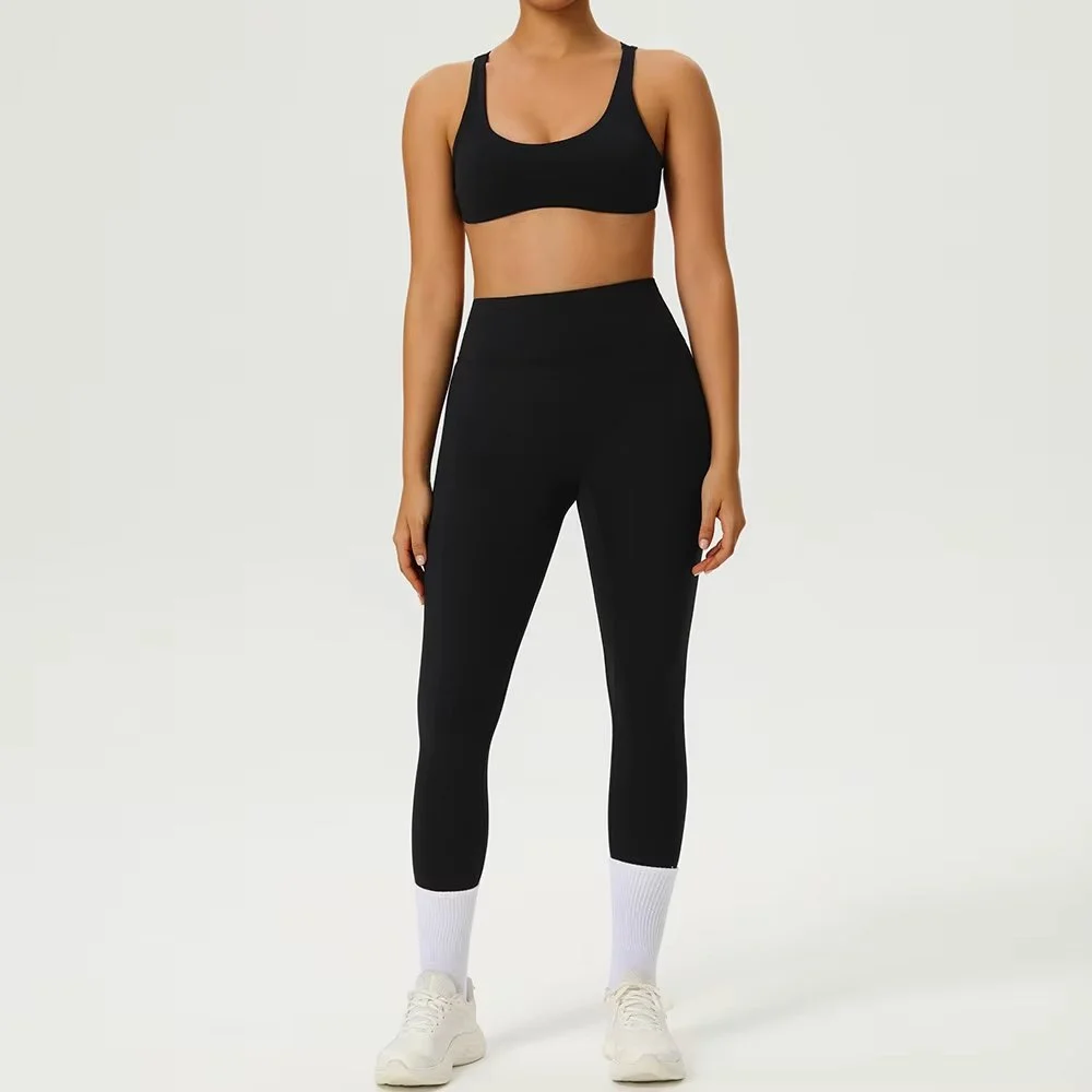2-Piece Women's Yoga Fitness Tracksuit - Sports Bra & Leggings Set for Gym & Pilates