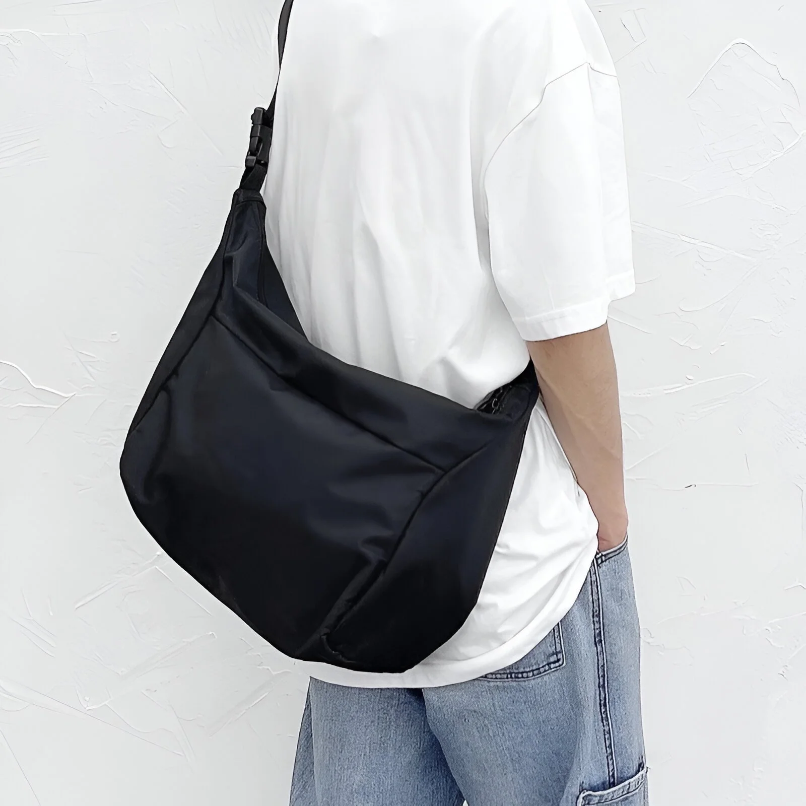 Men's Crossbody Shoulder Bag – Waterproof Nylon 10-inch iPad Messenger Bag for Cycling and Travel