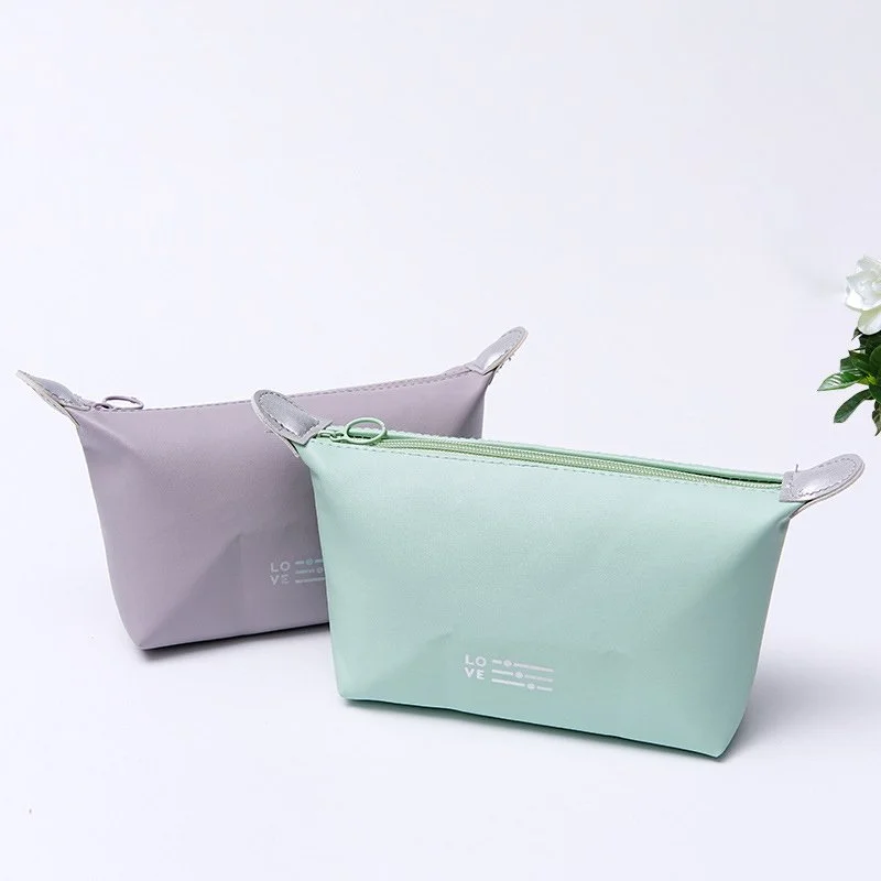 Large Capacity Fashionable Ins-Style Makeup Bag - Portable Handbag for Toiletries