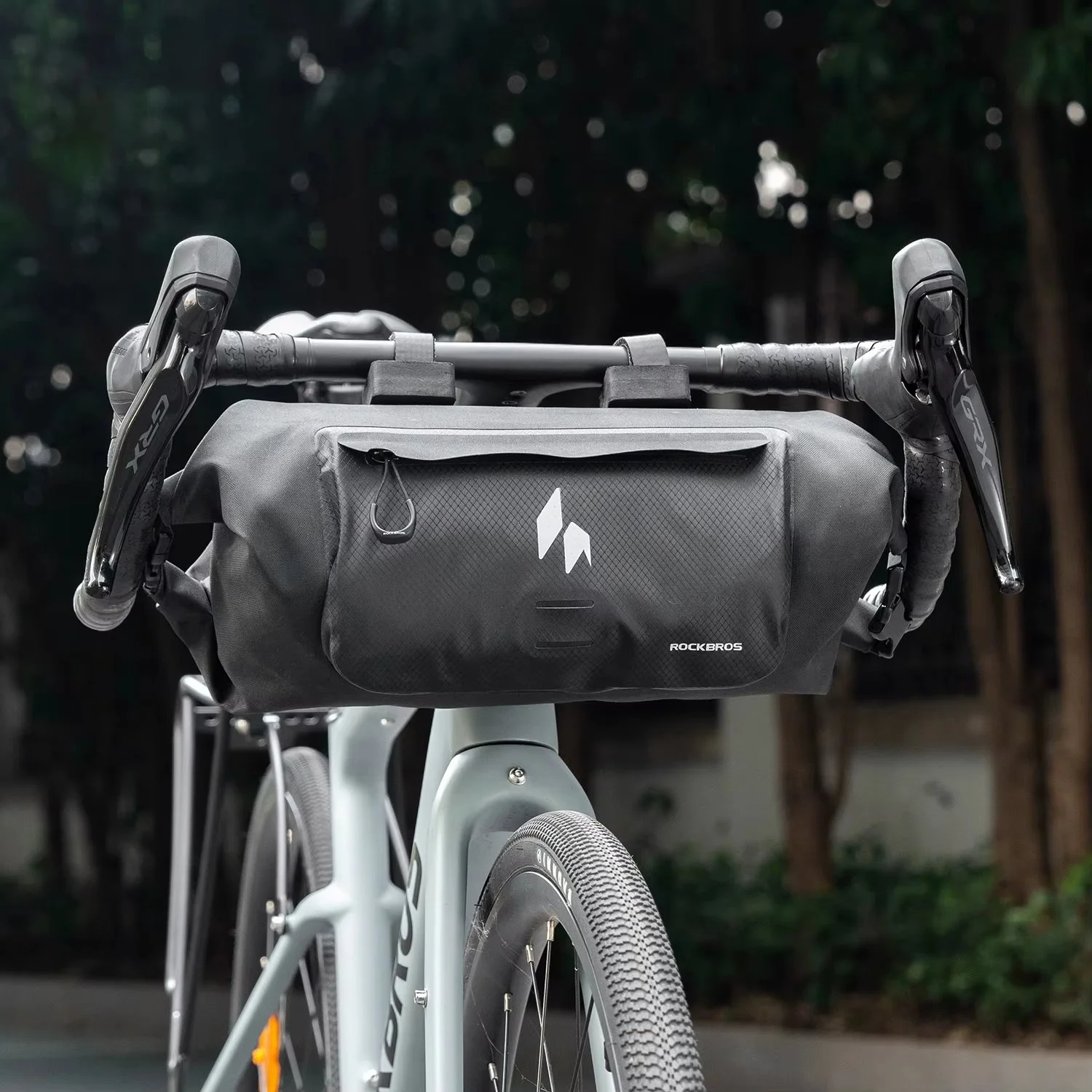 Waterproof Expandable Bike Handlebar Bag 8L Large Capacity