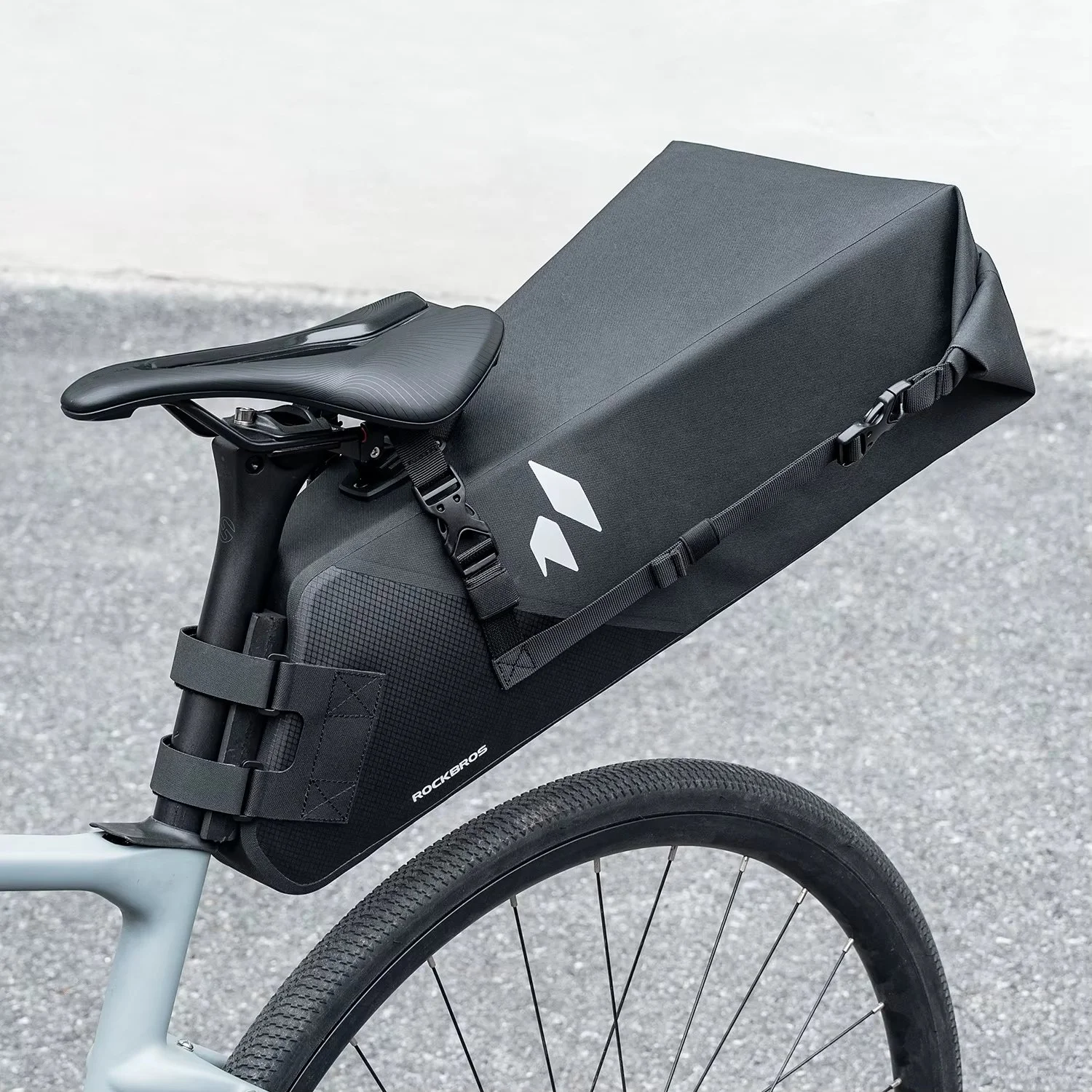 Waterproof 13L Roll-Top Bike Saddle Bag for Long-Distance Cycling