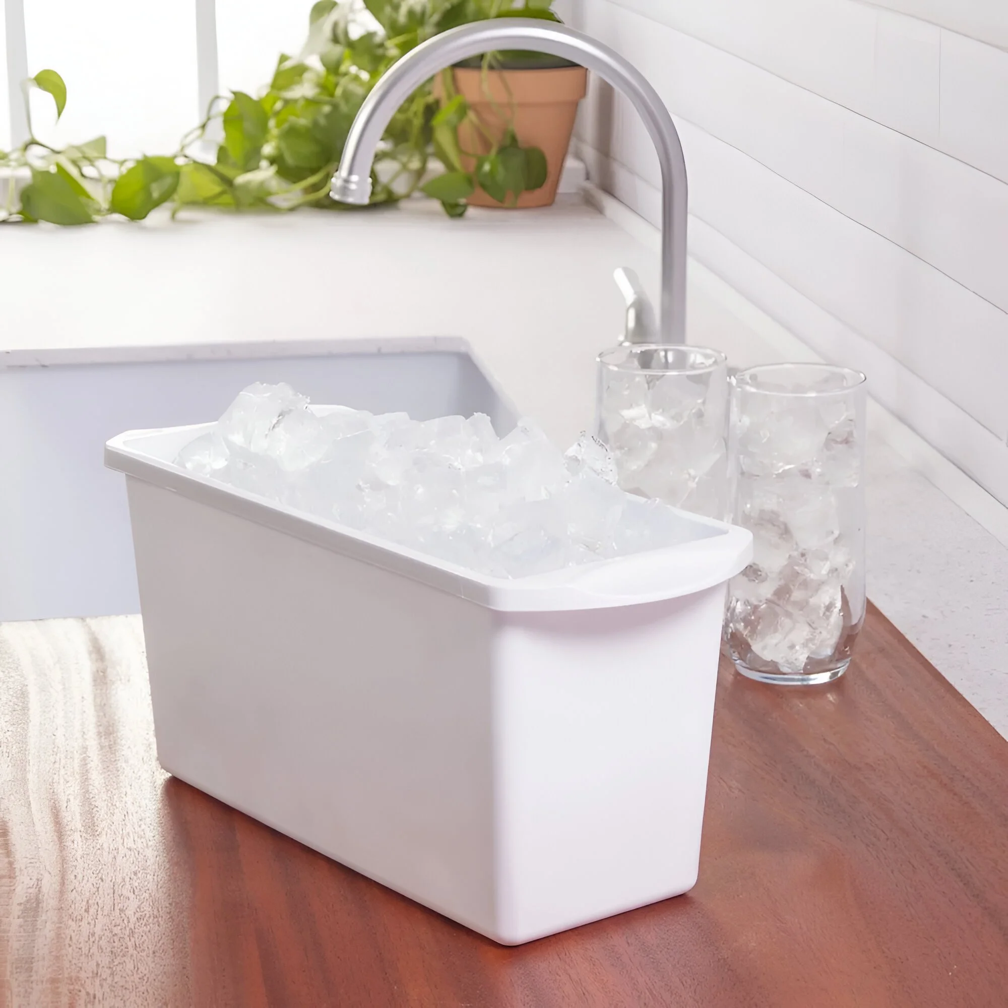 Space-Saving Stackable Ice Cube Bin – Narrow Freezer Organizer 6 Pack