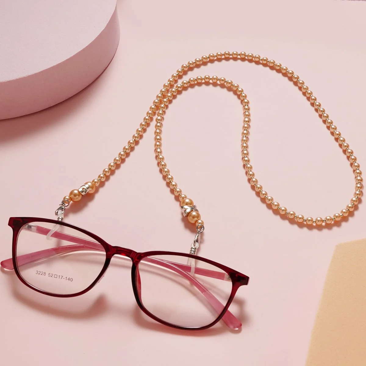 Elegant Pearl Beaded Eyewear Chain – Floral Acrylic Glasses & Mask Lanyard