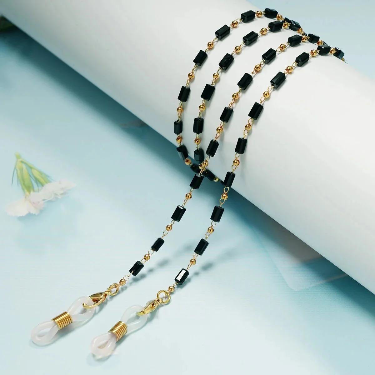 Classic Black Pearl Eyewear Chain – Unisex Beaded Glasses Holder