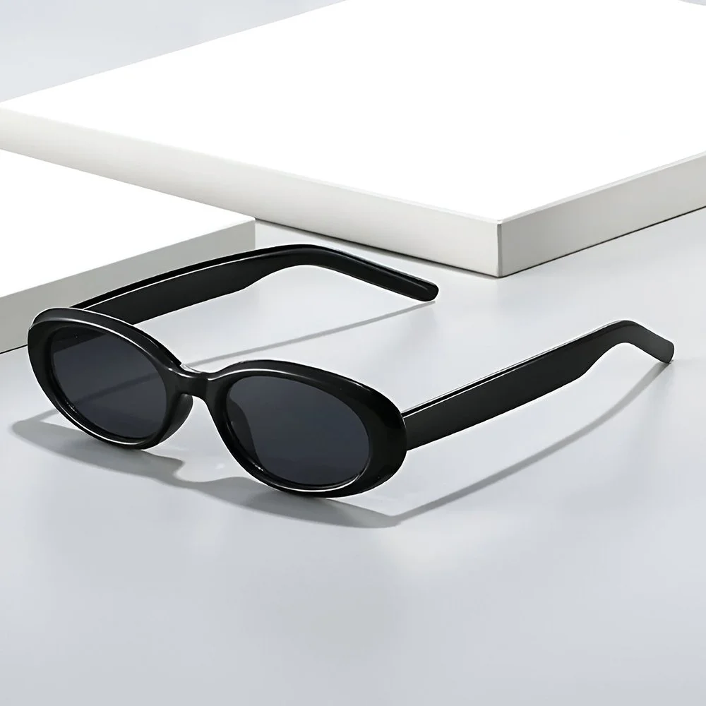 Vintage Oval Gradient Sunglasses with UV400 Protection for Men & Women
