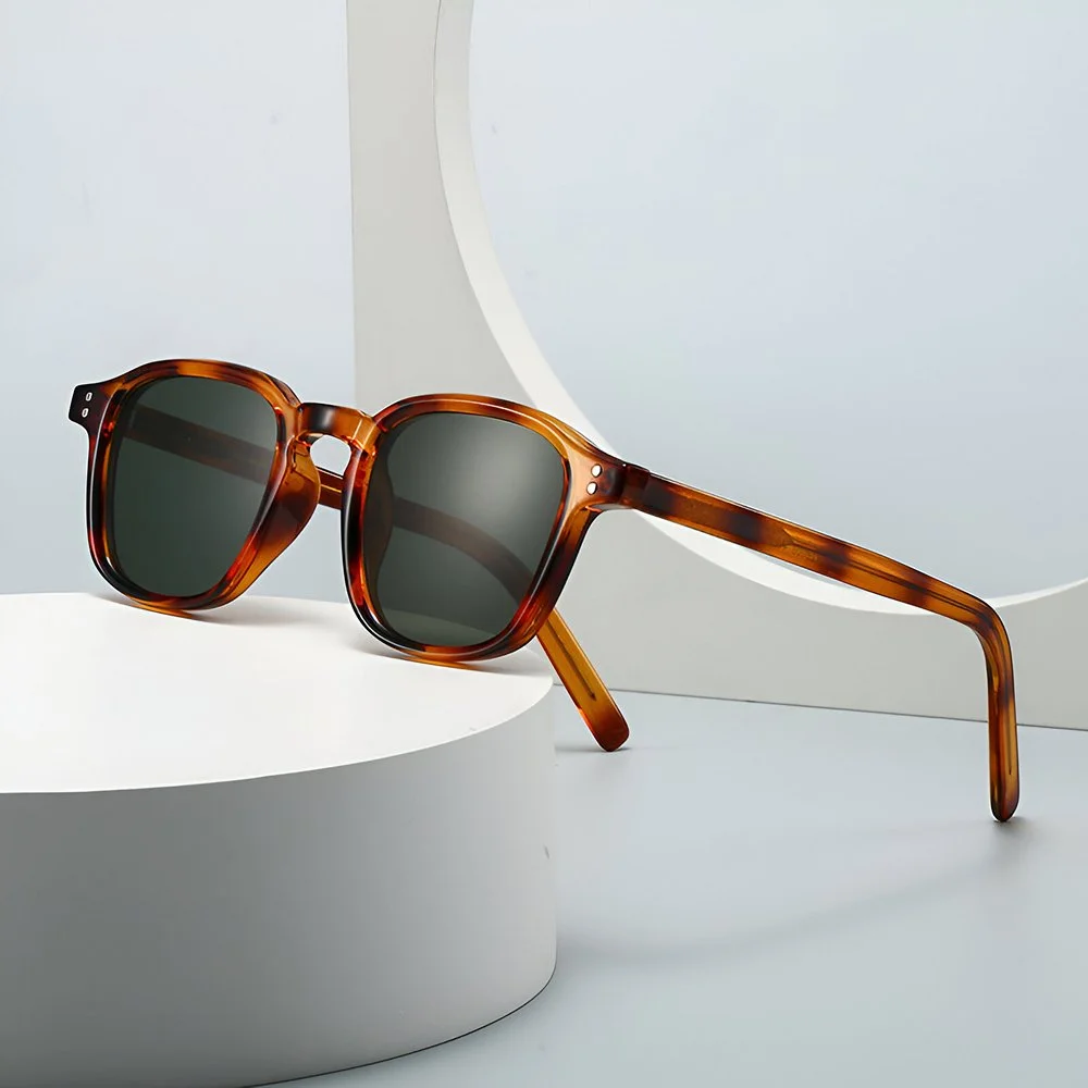 Retro Square Dark Green Sunglasses with UV400 Protection for Women & Men