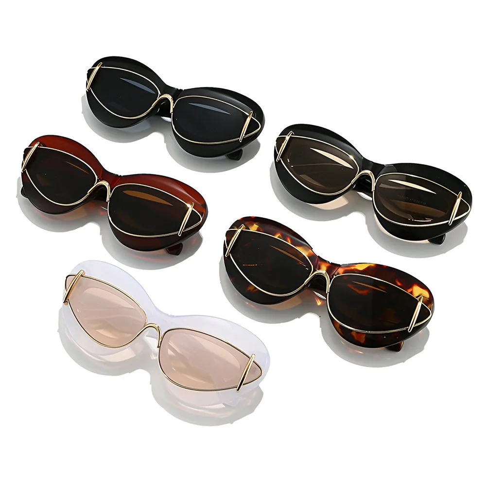 Retro Oversized Cat Eye Sunglasses with UV400 Protection for Women & Men