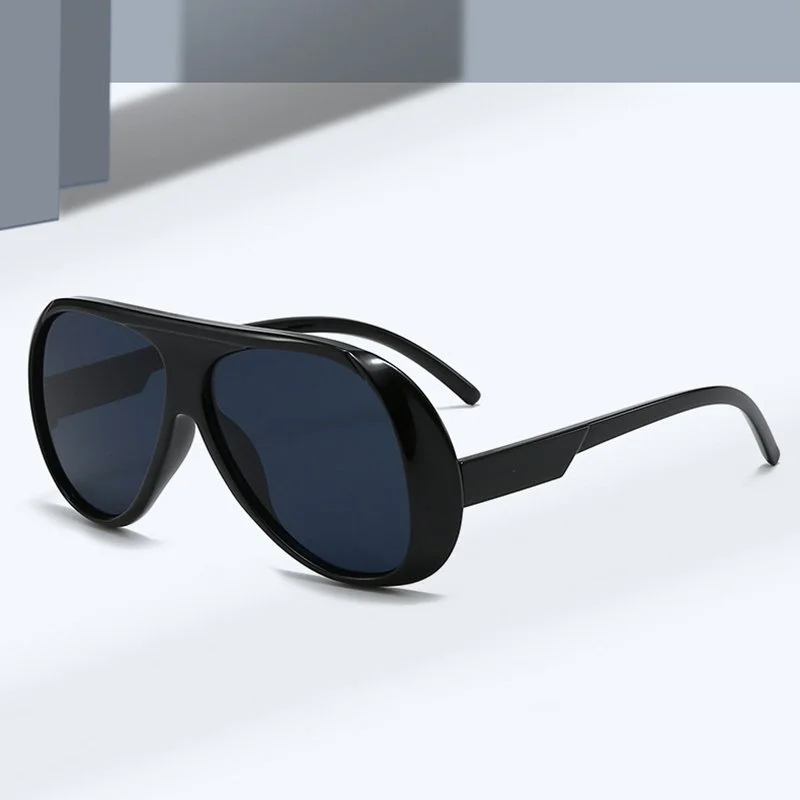 Oversized Pilot Sunglasses for Men & Women – Retro Gradient Mirror Shades UV400