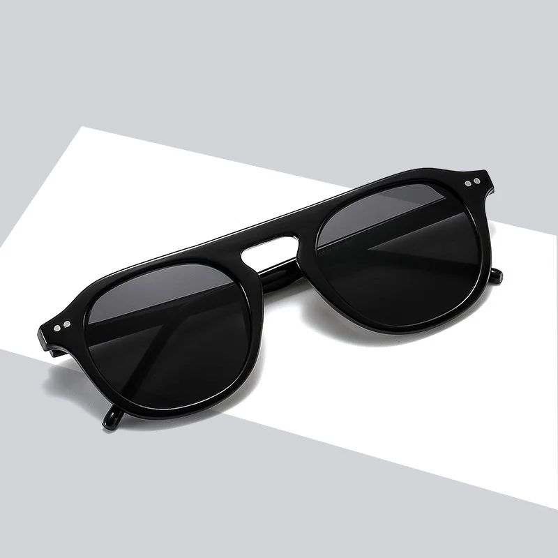 Retro Oval Punk Sunglasses for Men and Women – UV400 Gradient Lenses