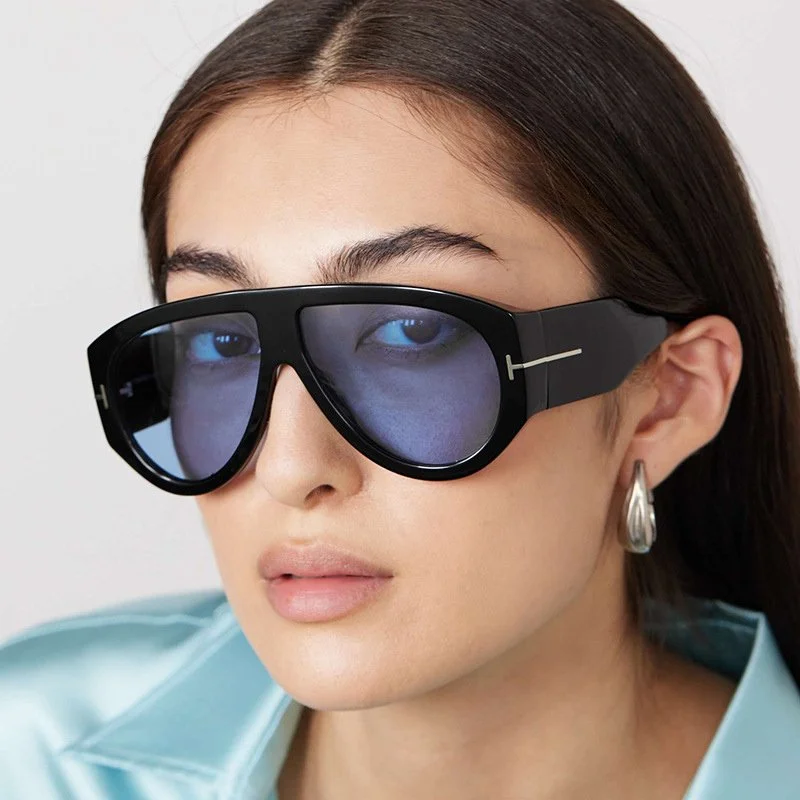 Chic Pilot Style Women's Sunglasses – UV400 Protection for Outdoor Style