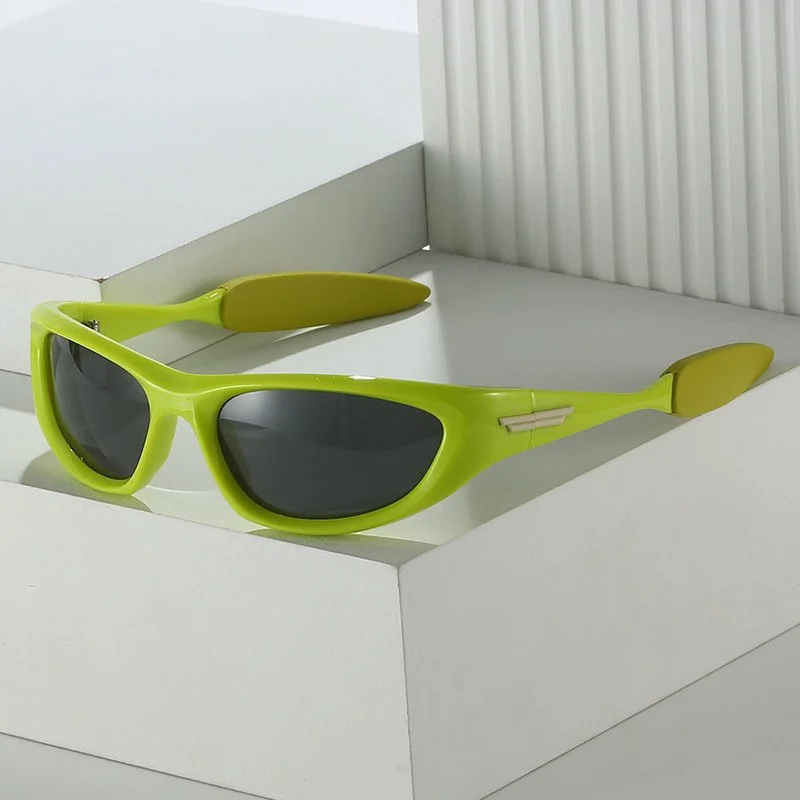 Retro Y2K Cat Eye Polarized Sport Sunglasses with UV400 Protection